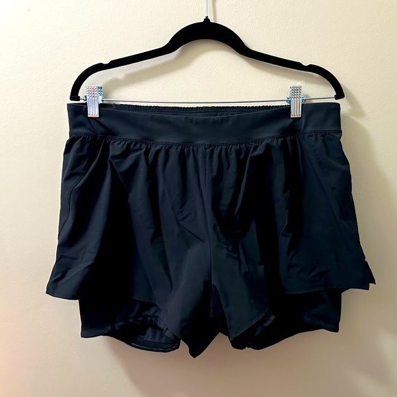 REI black padded biking shorts with built-in liner, worn once #fitness #biking - Picture 1 of 3